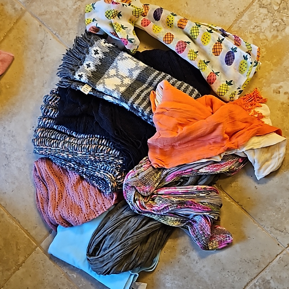 Bundle of scarves
